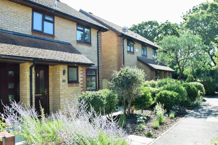 Hordle Beautiful 3 Bed Home In The Heart Of New Forest מראה חיצוני תמונה