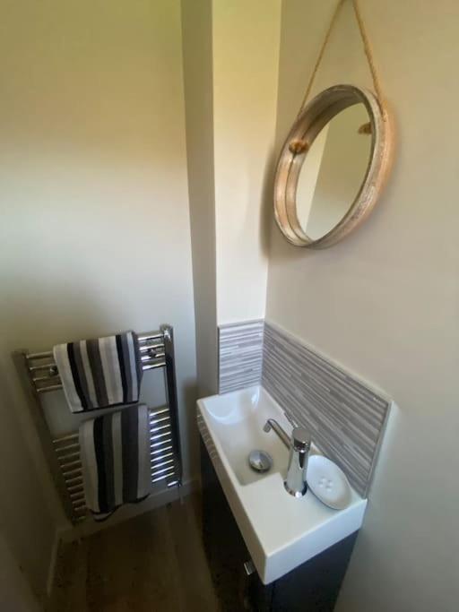 Hordle Beautiful 3 Bed Home In The Heart Of New Forest מראה חיצוני תמונה