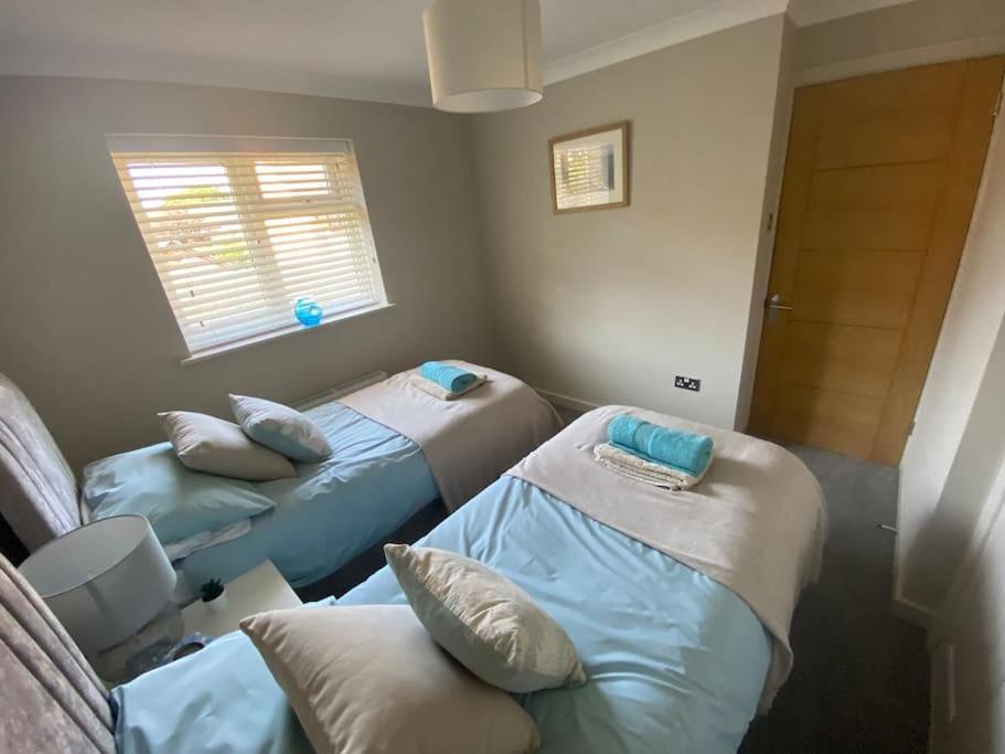 Hordle Beautiful 3 Bed Home In The Heart Of New Forest מראה חיצוני תמונה